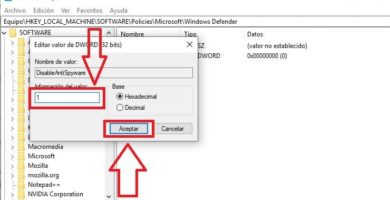 desactivar windows defender security center
