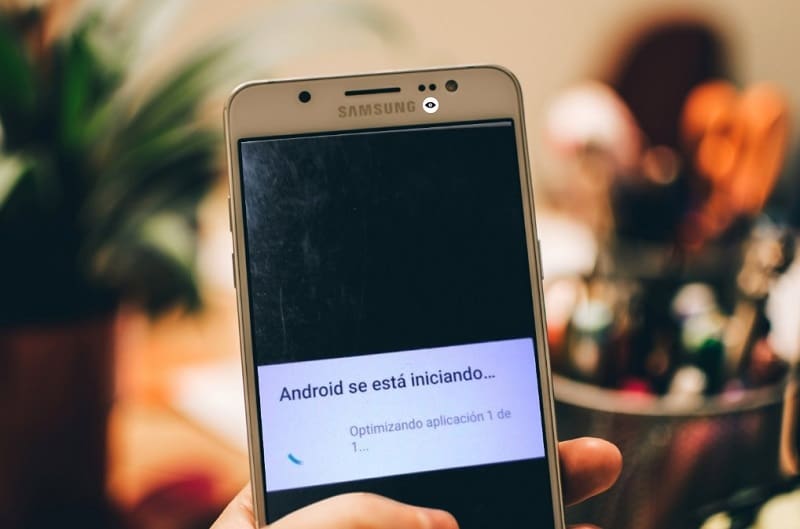 android se está iniciando optimizando aplicacion 1 de 1