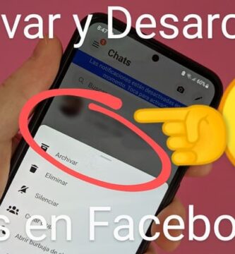 Archivar chat Facebook móvil.